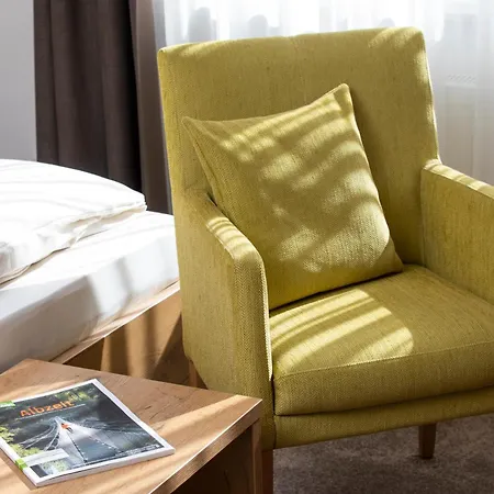 Sonnenhalde Hotel 3*