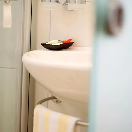 Hotel Sonnenhalde 3*